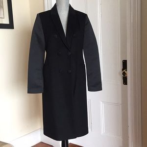 Elegant Vera Wang coat medium